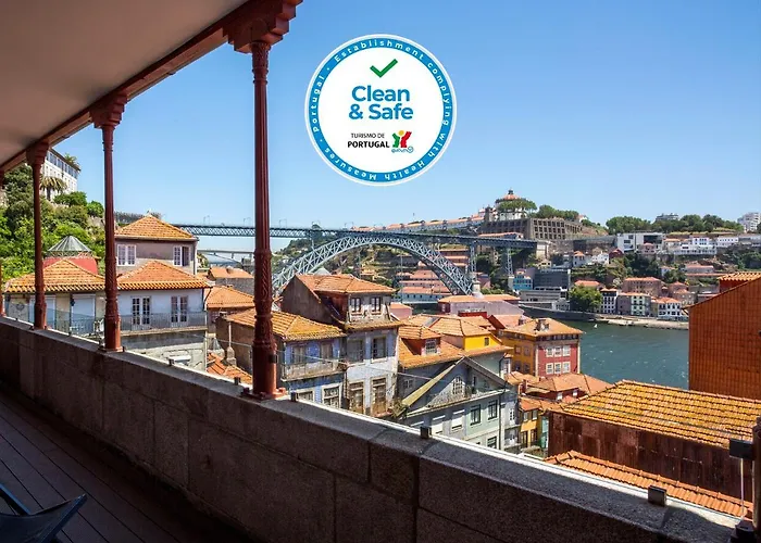 Hotéis de quatro estrelas em Porto