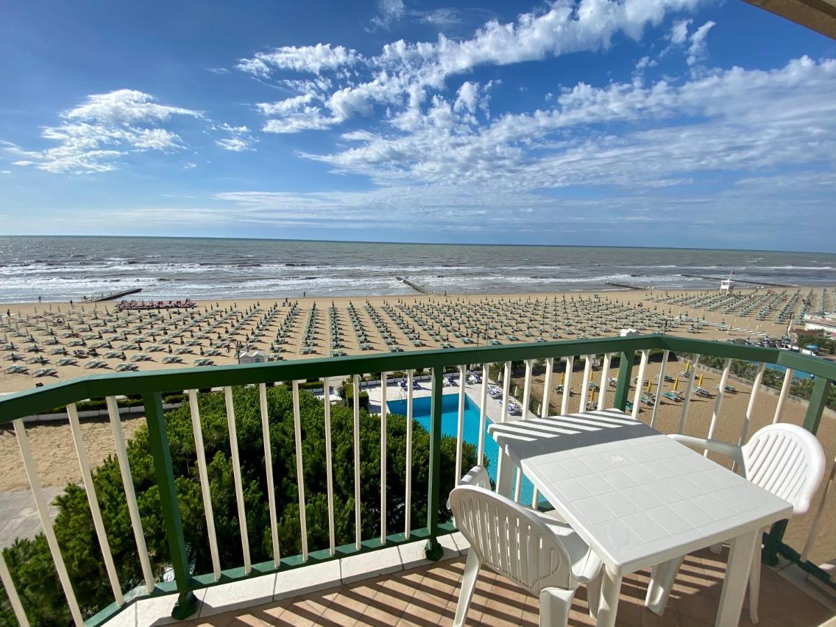 Quadruple Room with Sea View
