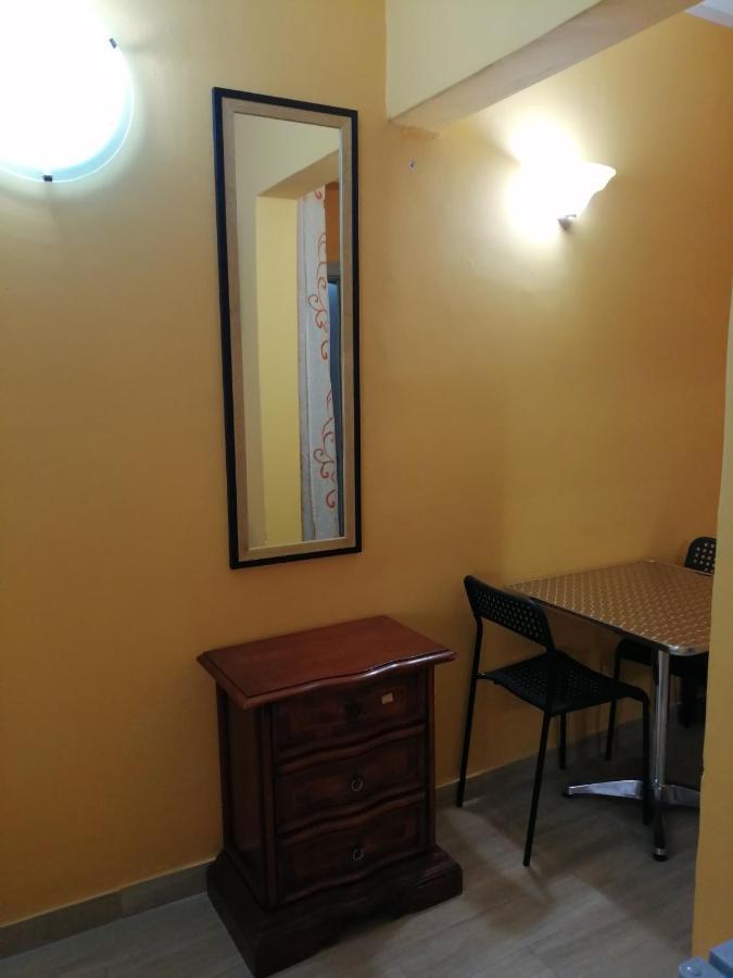 Double Room,1056278680:JPEG