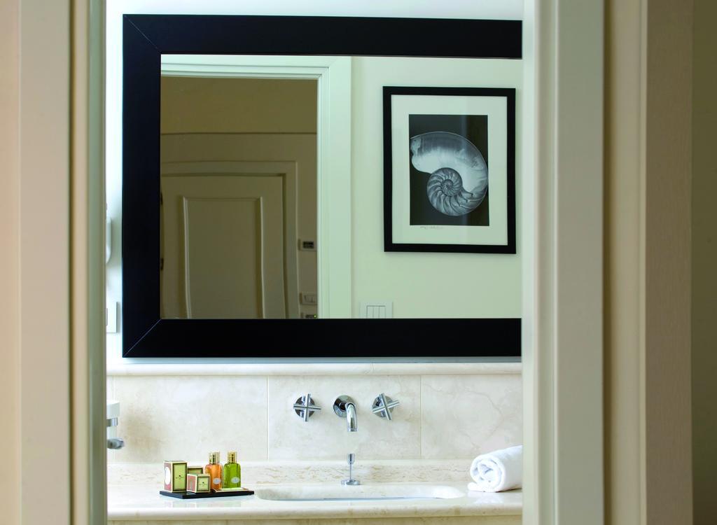 Deluxe Double or Twin Room,338711275:JPEG