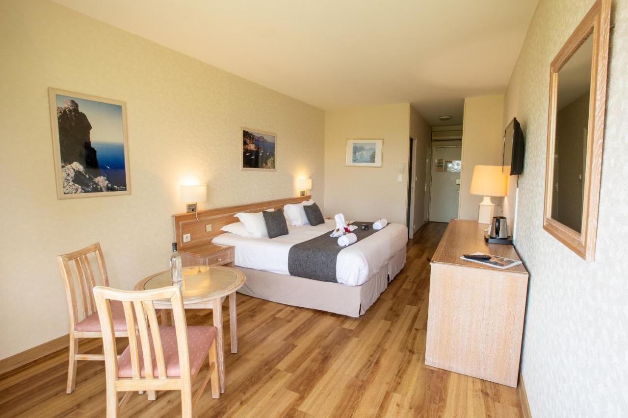 Superior Kamer met Balkon en Uitzicht op Zee