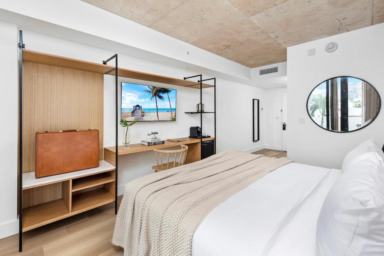 Chambre Lit King-Size avec Balcon