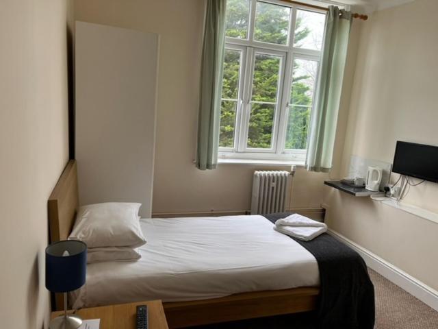 Basic Single Room