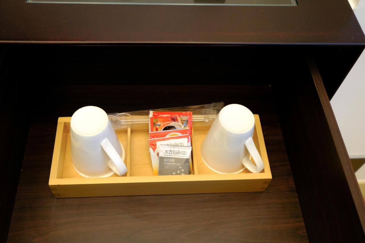 Pacific Grand Twin Room