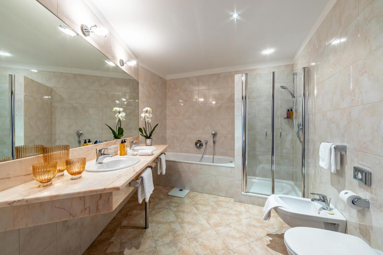 Chambre Double Deluxe avec Balcon et Vue sur la Montagne