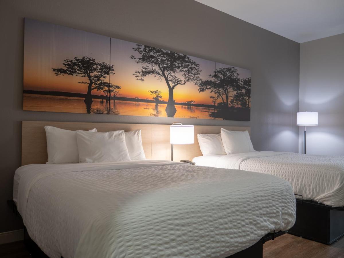 Queen Room with Two Queen Beds - Non-Smoking