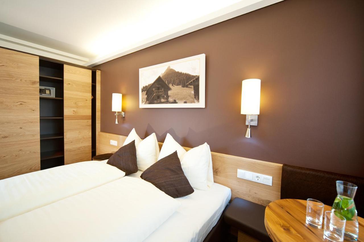 Economy Double Room,1259932579:JPEG