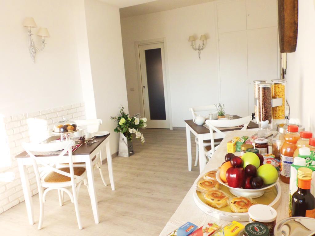 Double or Twin Room with Private Bathroom,134698113:JPEG