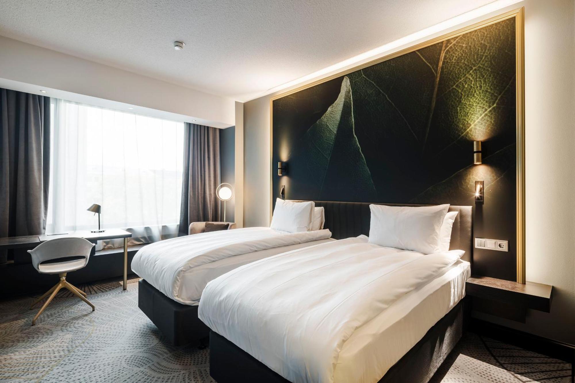 Standard Room with Two Single Beds