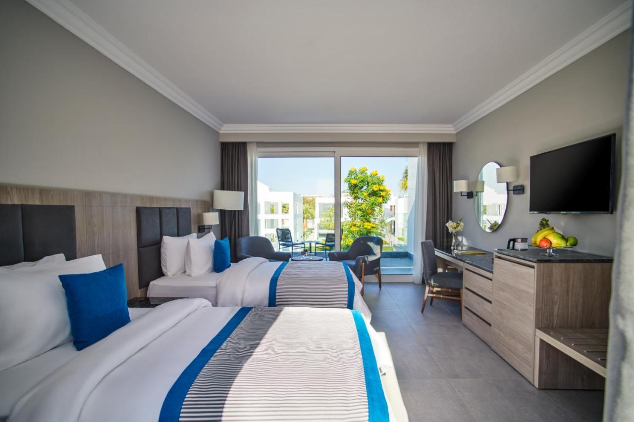 Deluxe Large Room