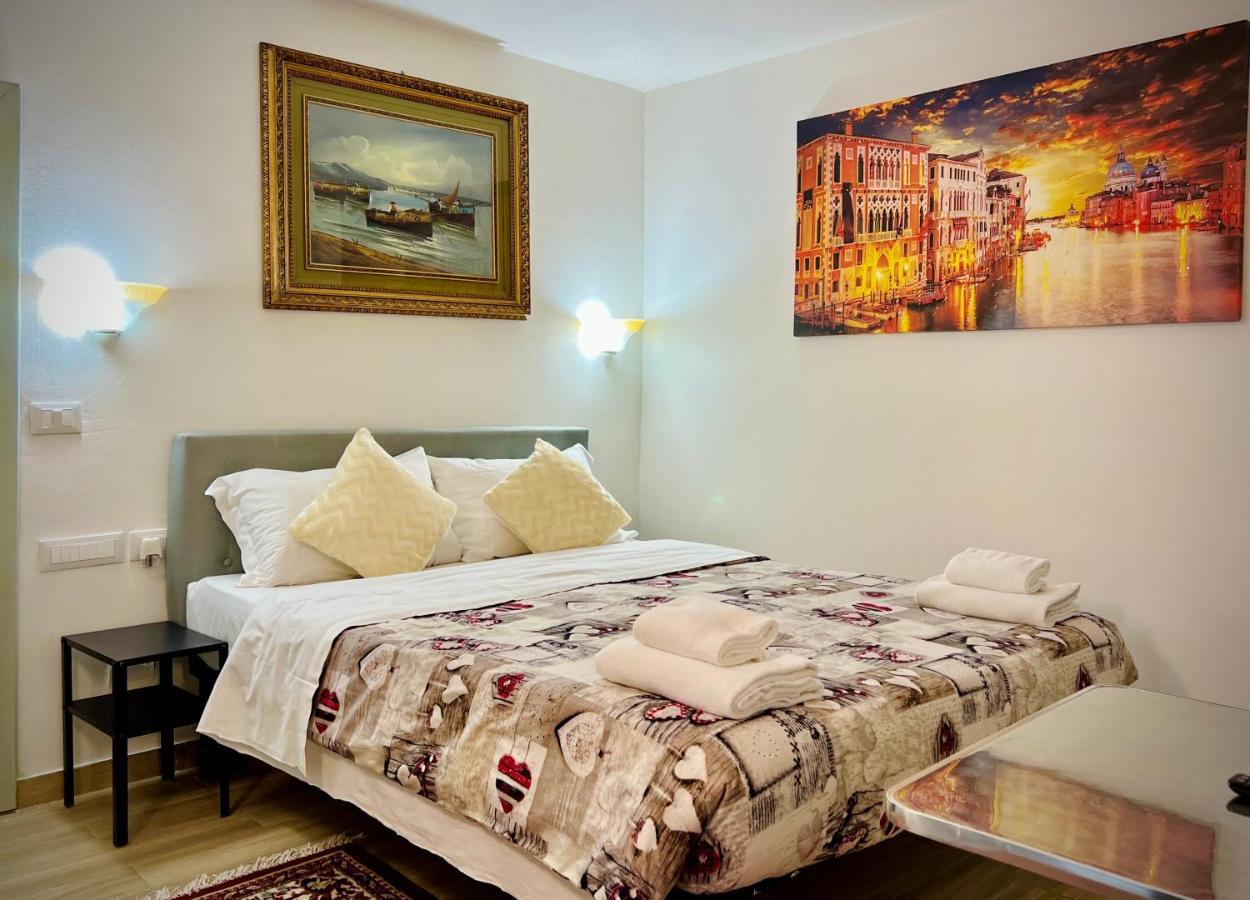 Double Room,1346020538:JPEG