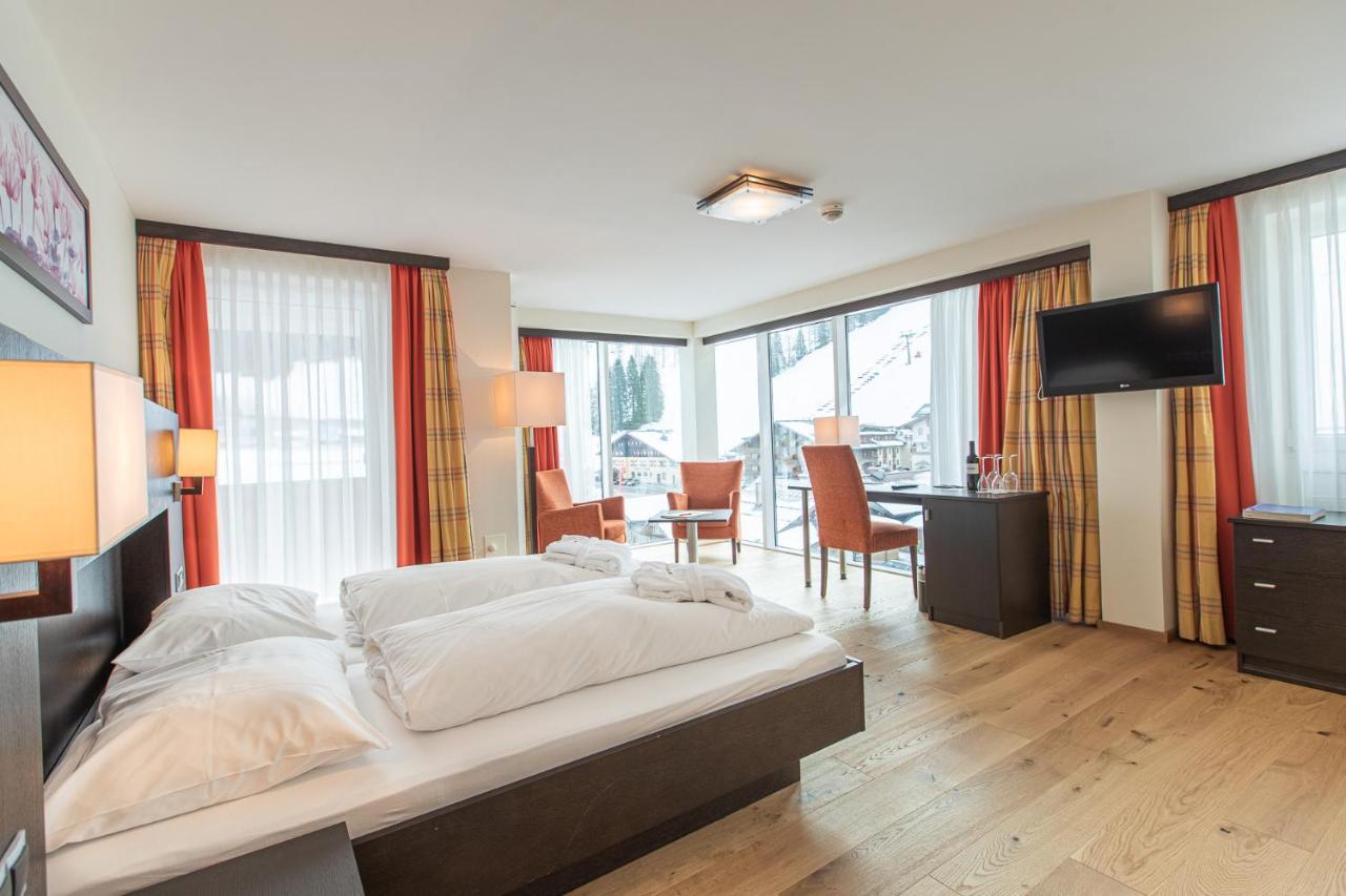 Suite mit Bergblick