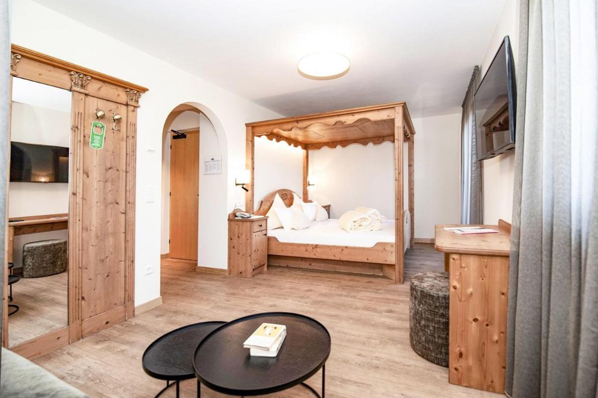 Large Double Room