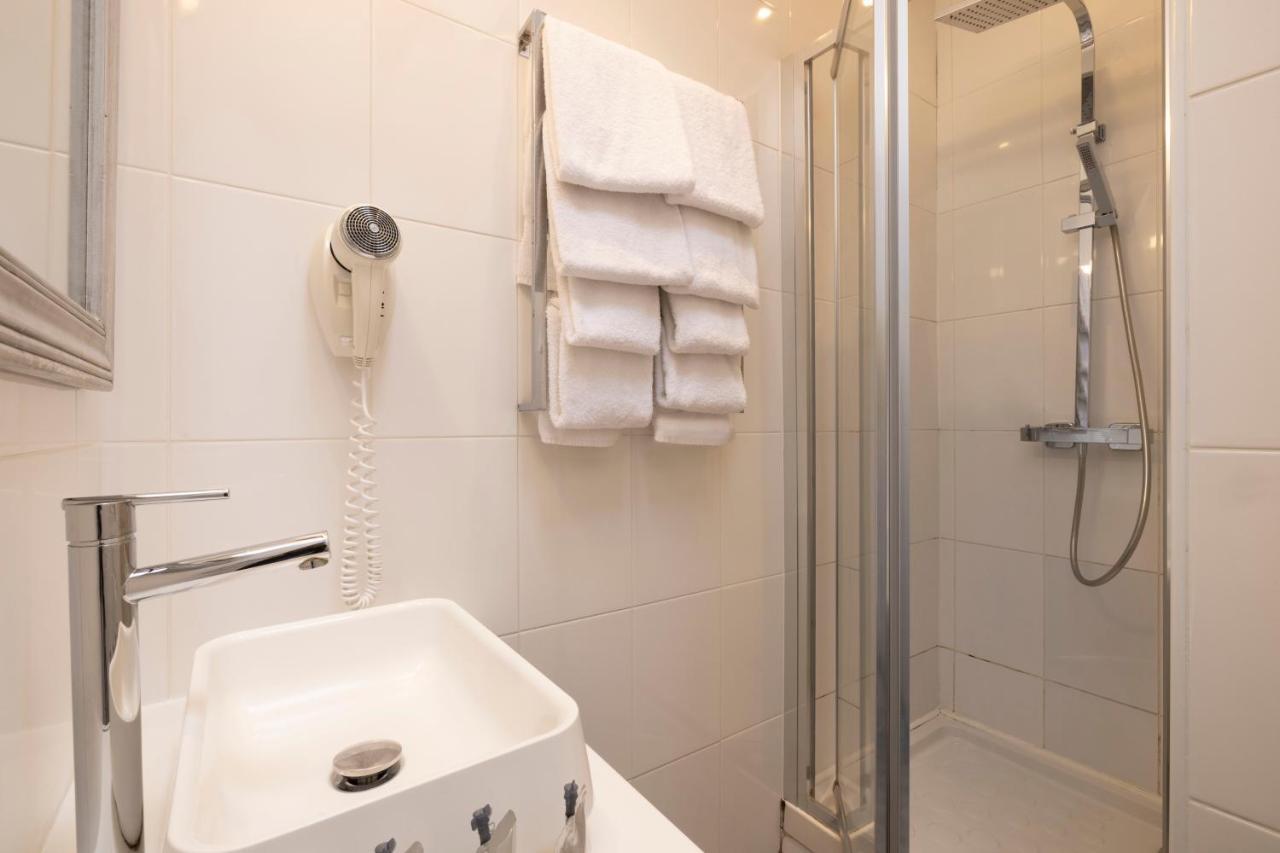 Quadruple Room,1415425890:JPEG