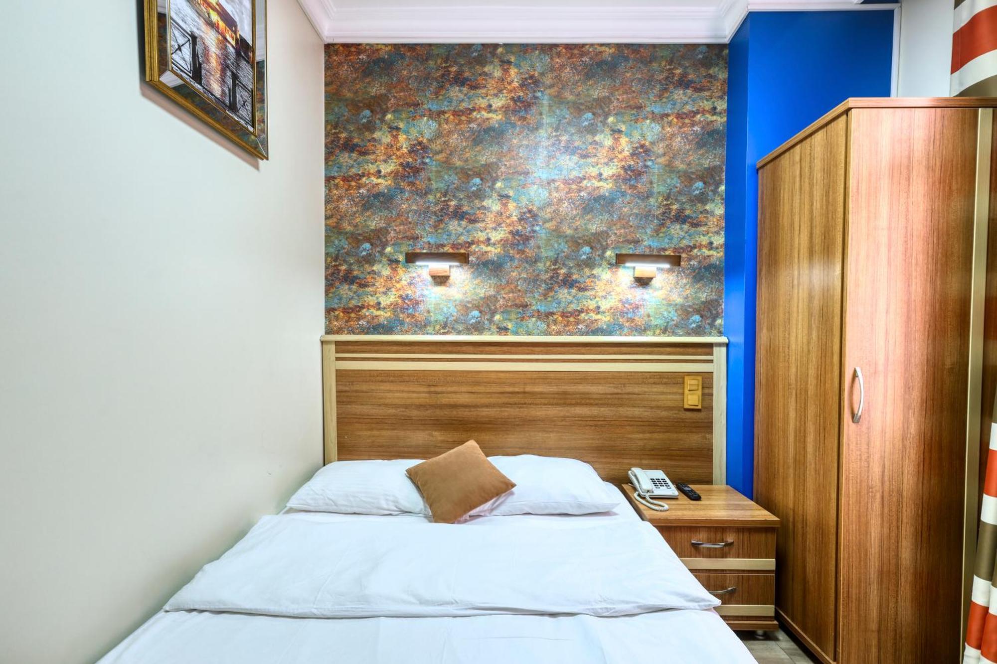 Budget Double Room,1433647225:JPEG