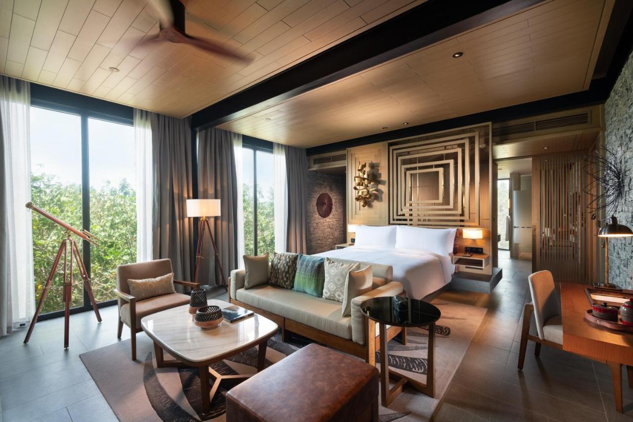 King Room - Mobility Accessible
