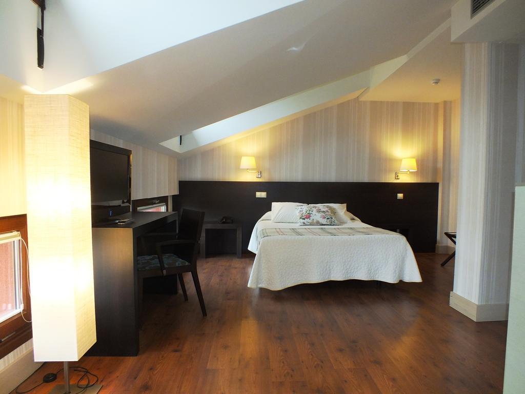 Habitación Doble Superior con bañera de hidromasaje