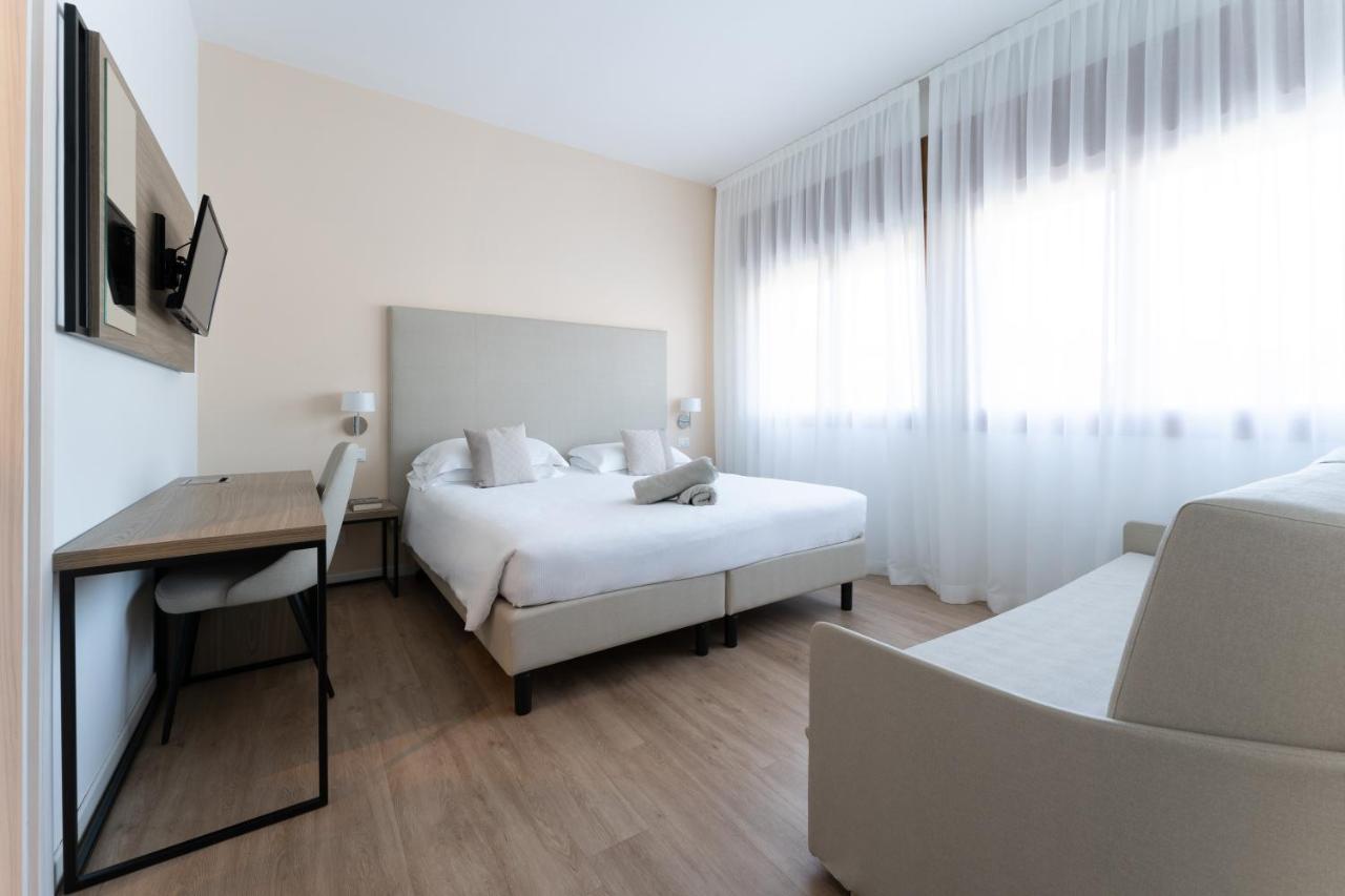 Classic Triple Room,1498470688:JPEG