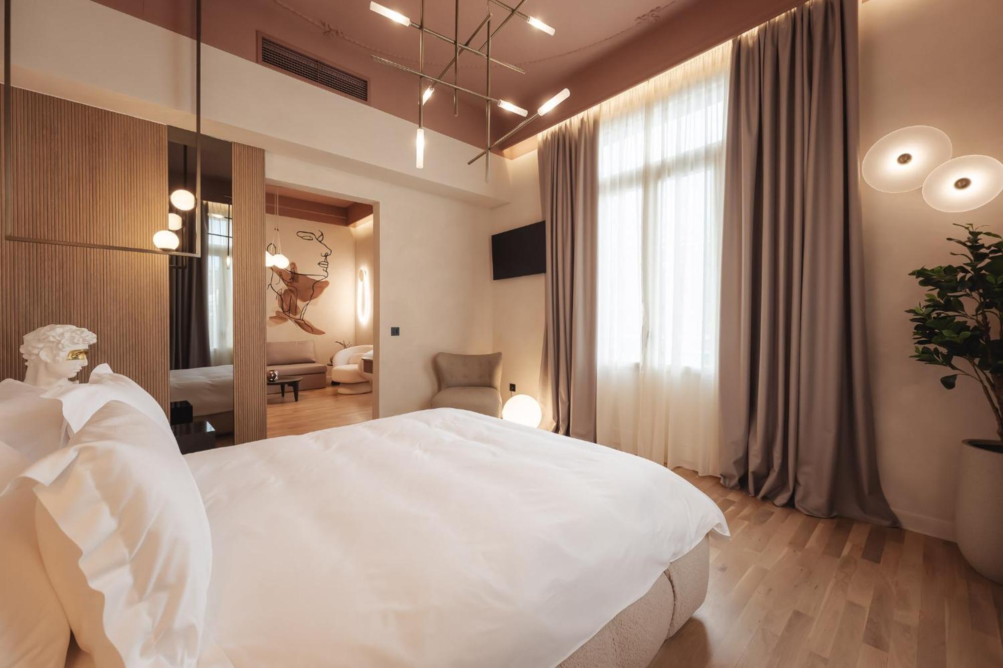 Principal Suite,1589847687:JPEG