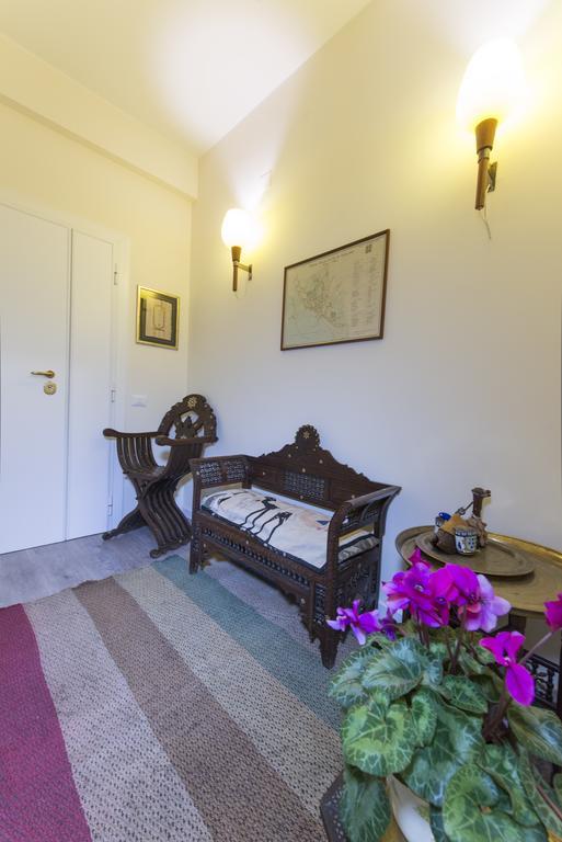 Camera Matrimoniale/Doppia con Letti Singoli con Bagno Privato Esterno