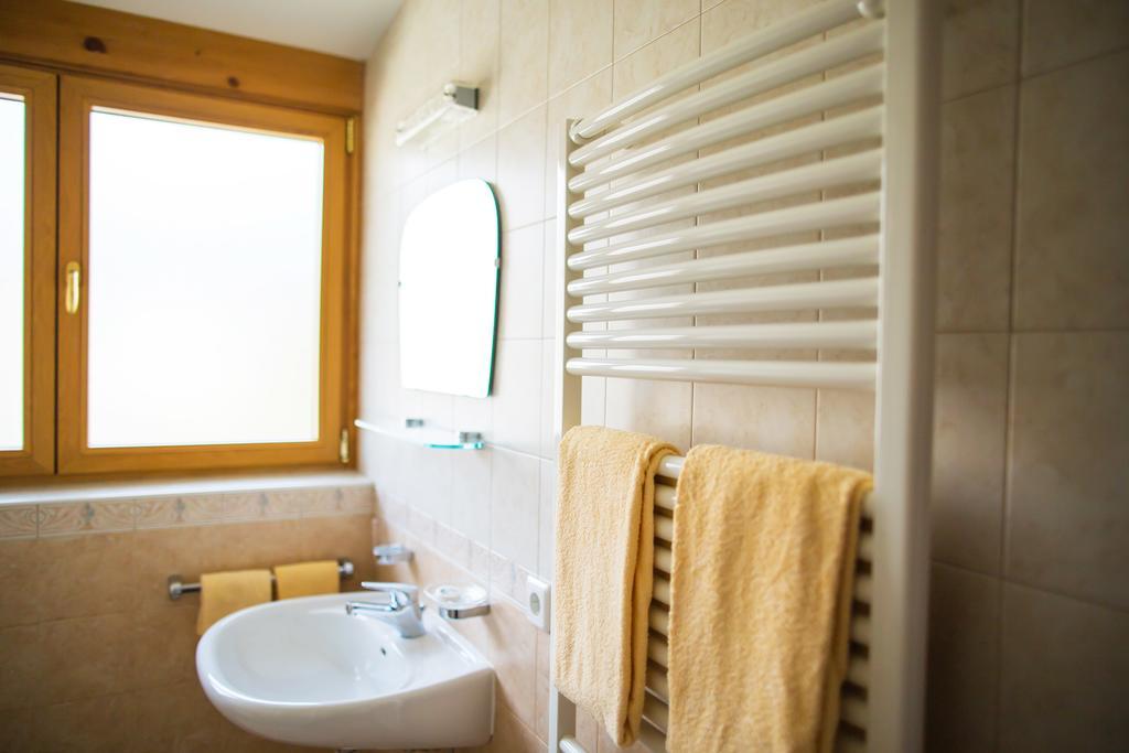 Doppelzimmer mit Balkon
