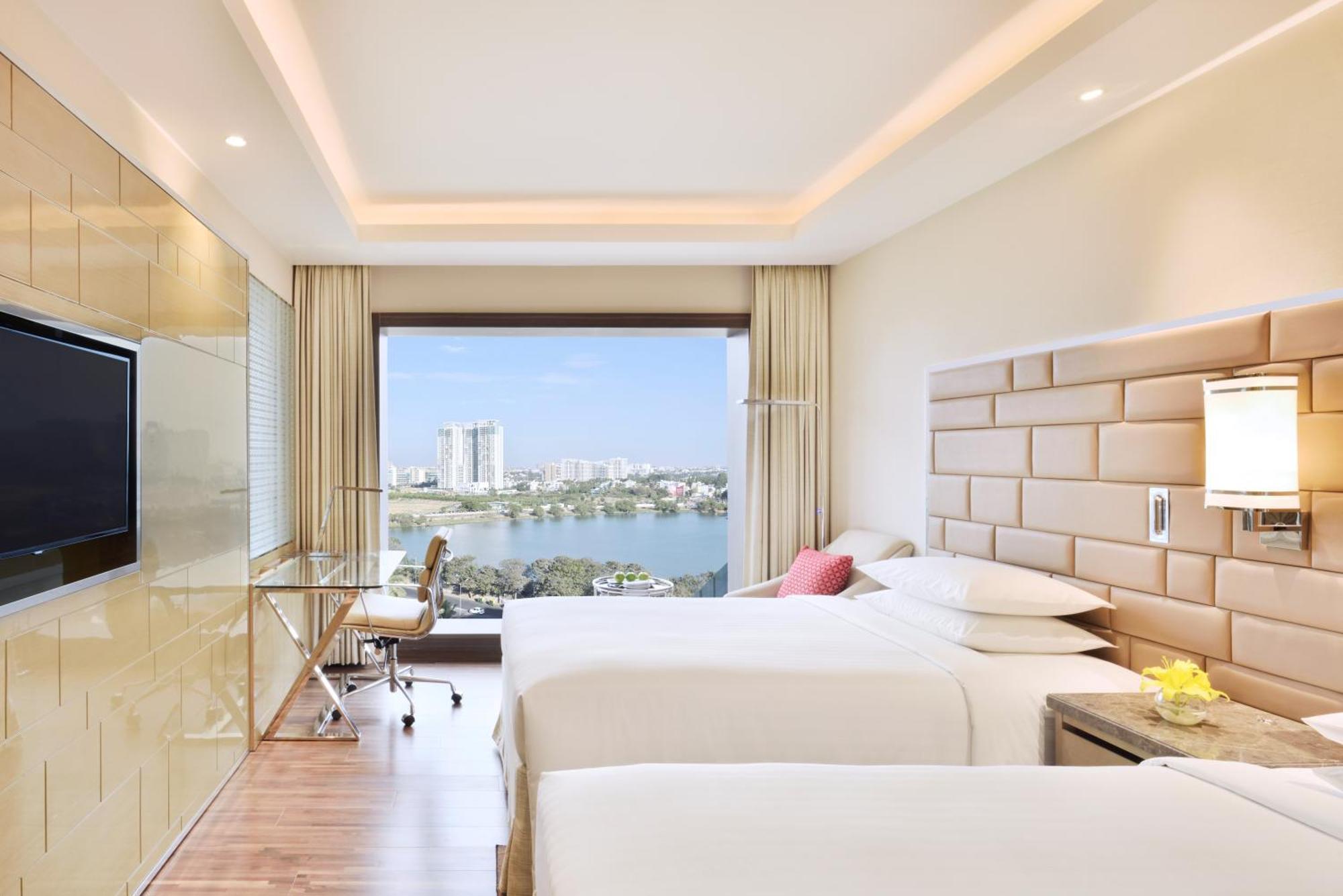 Executive Twin Room with Lounge Access