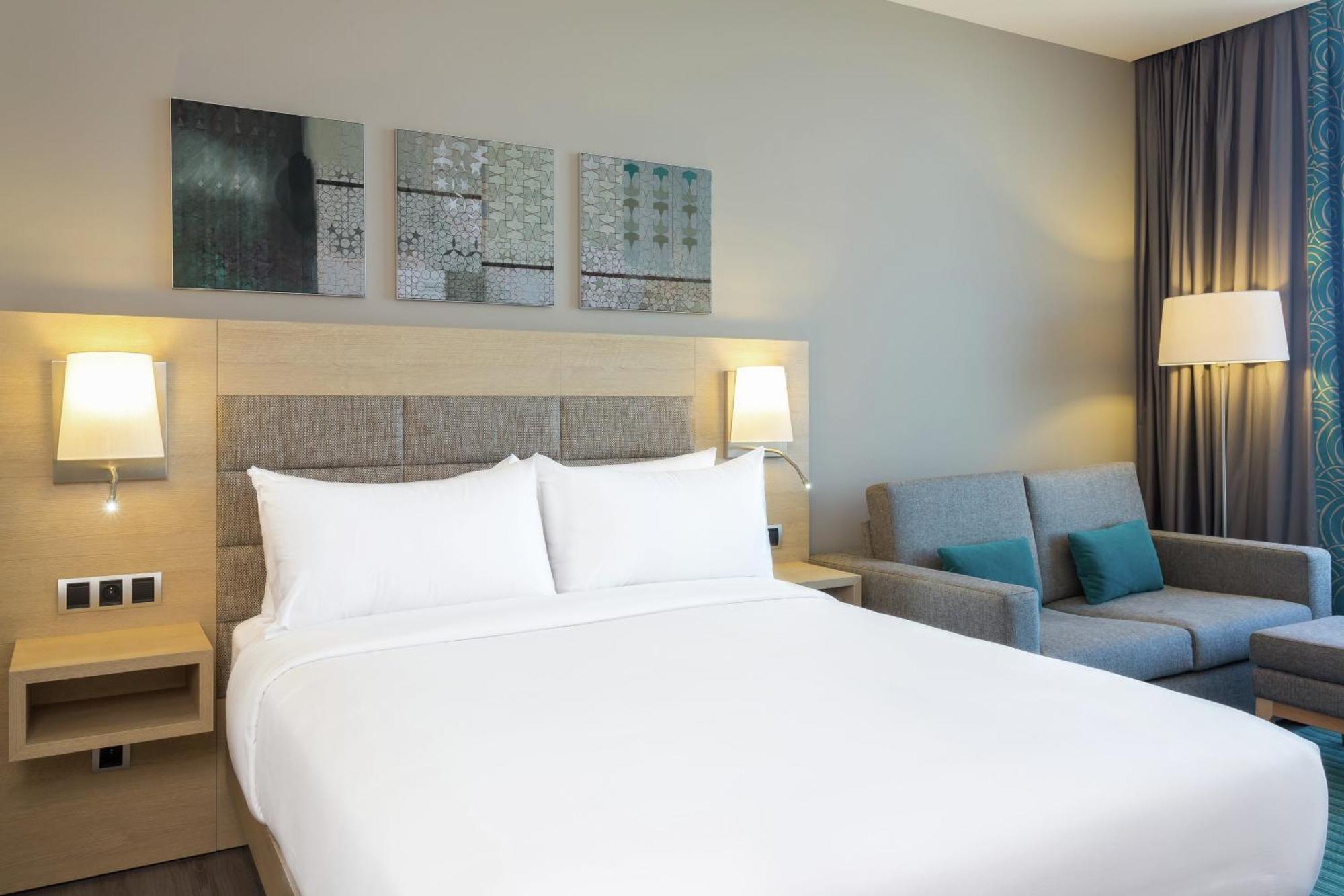 Habitación con cama extragrande - Adaptada para personas de movilidad reducida