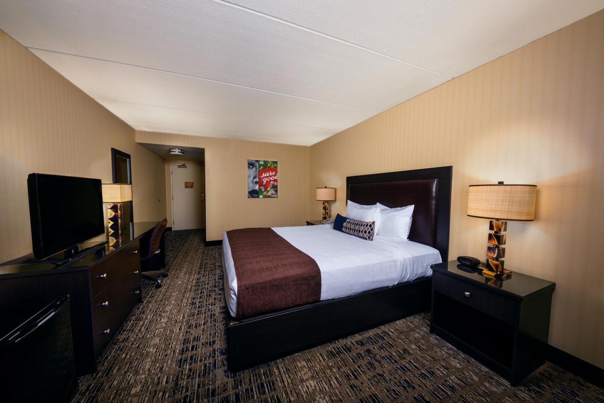 Deluxe Room - Bed Type Assigned at Check-In