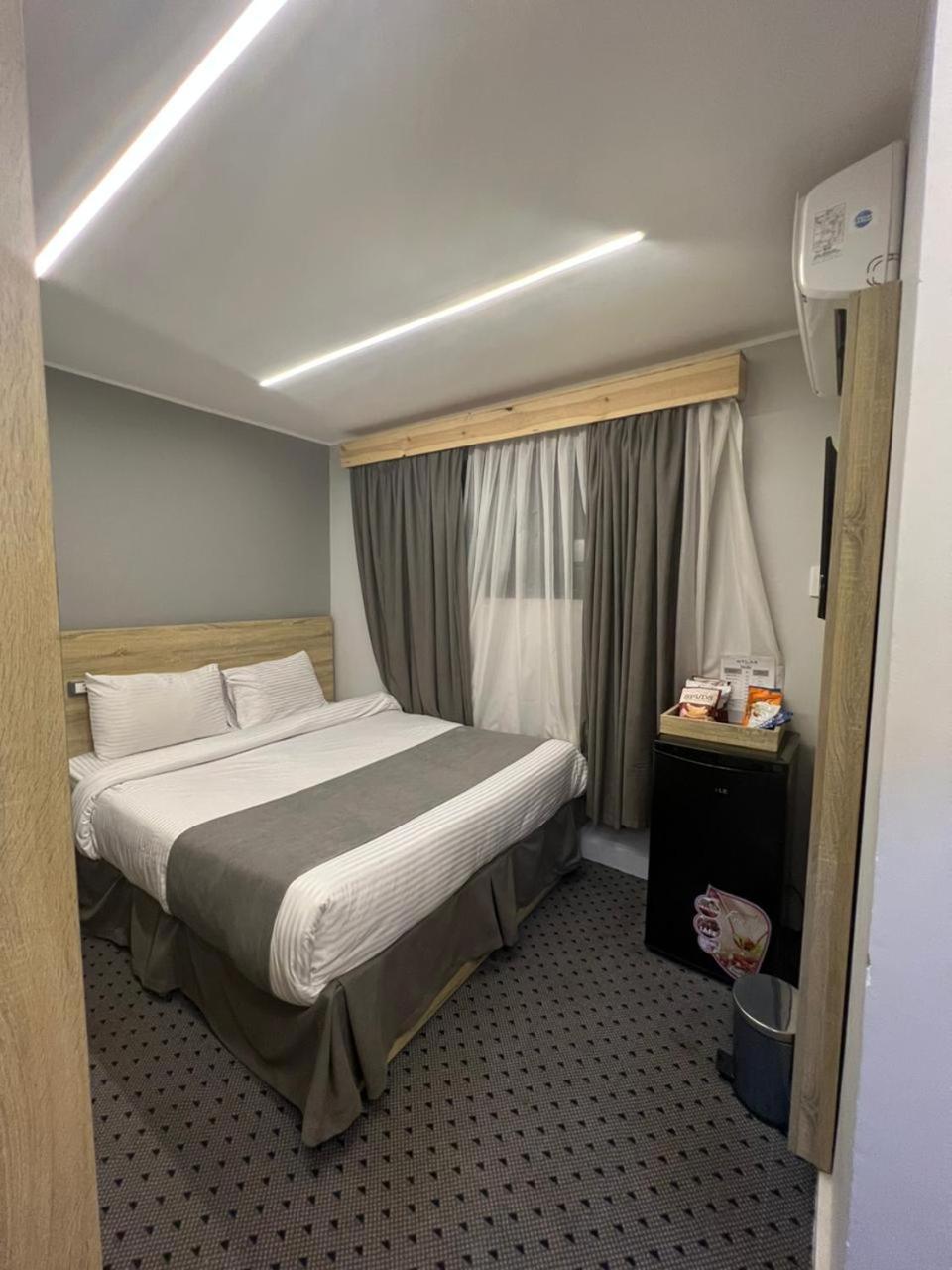 Single Room with Bath