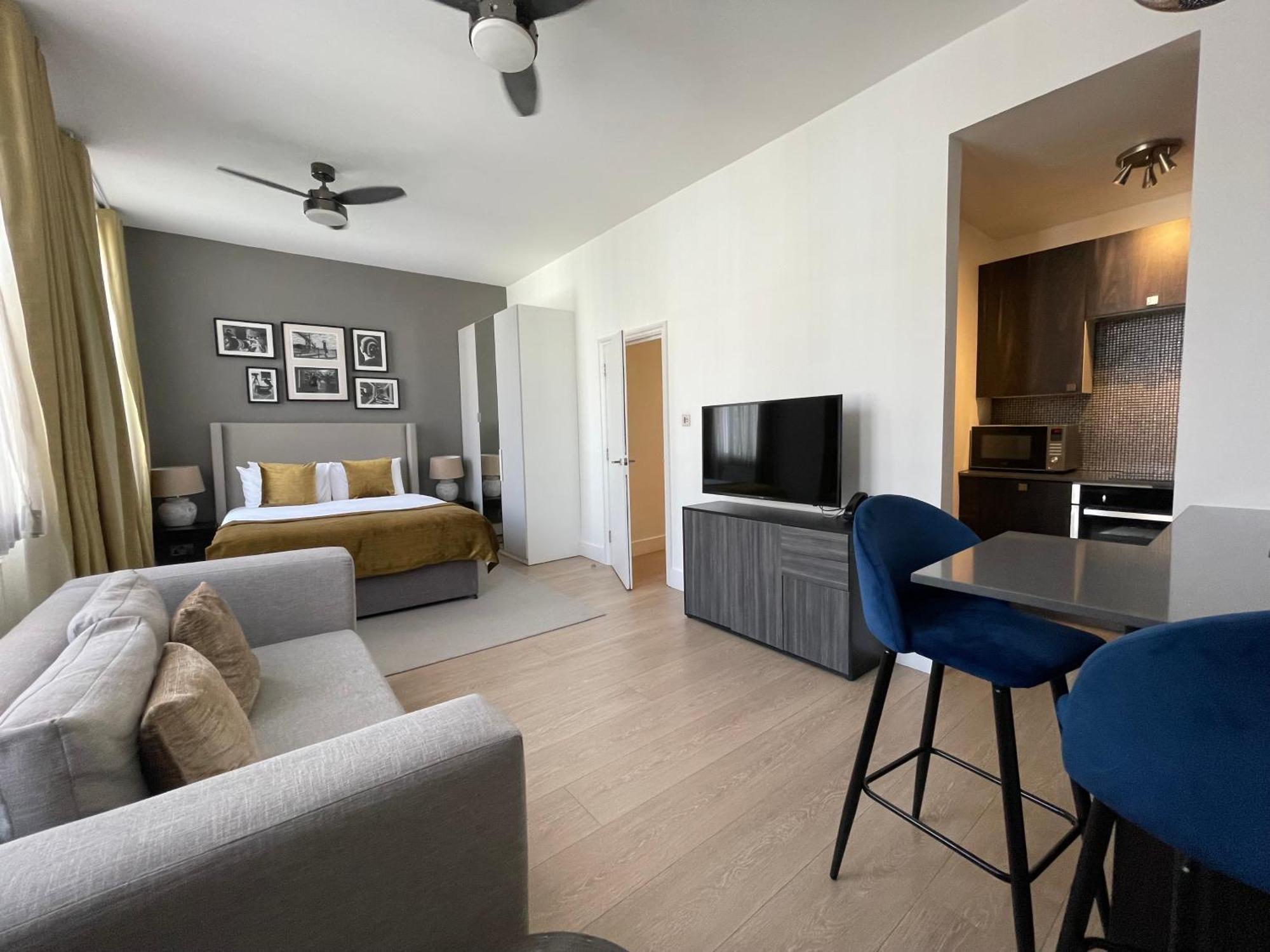 Studio Apartment,953694148:JPEG