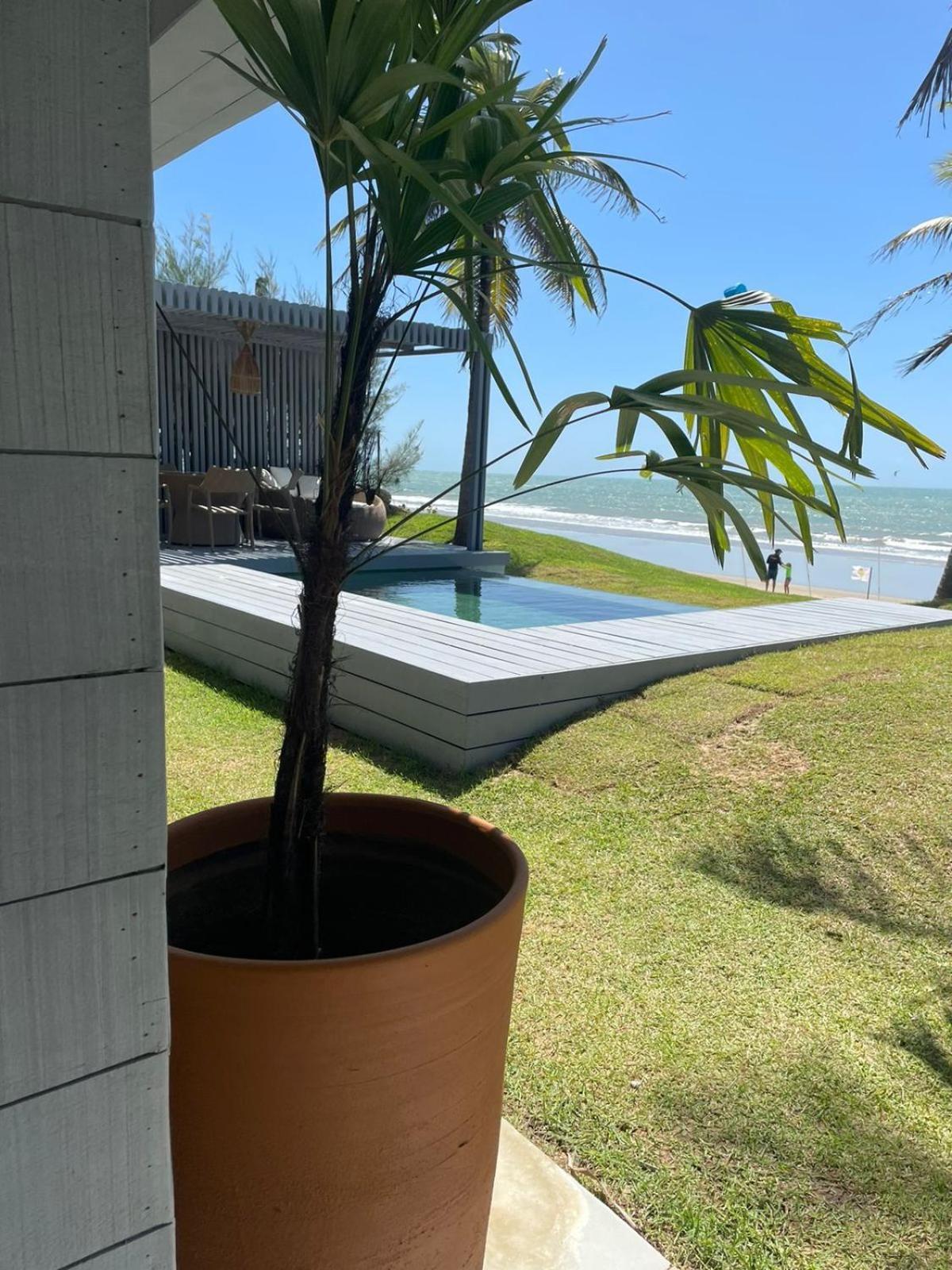 Bungalow - Beach Front