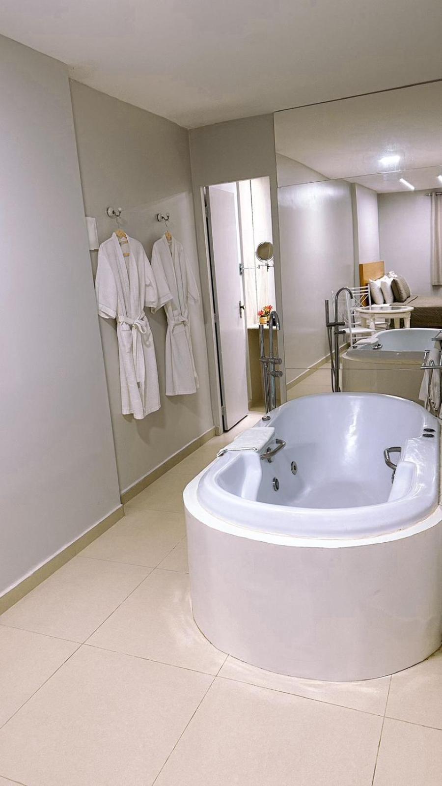 Presidential Suite,1565571940:JPEG