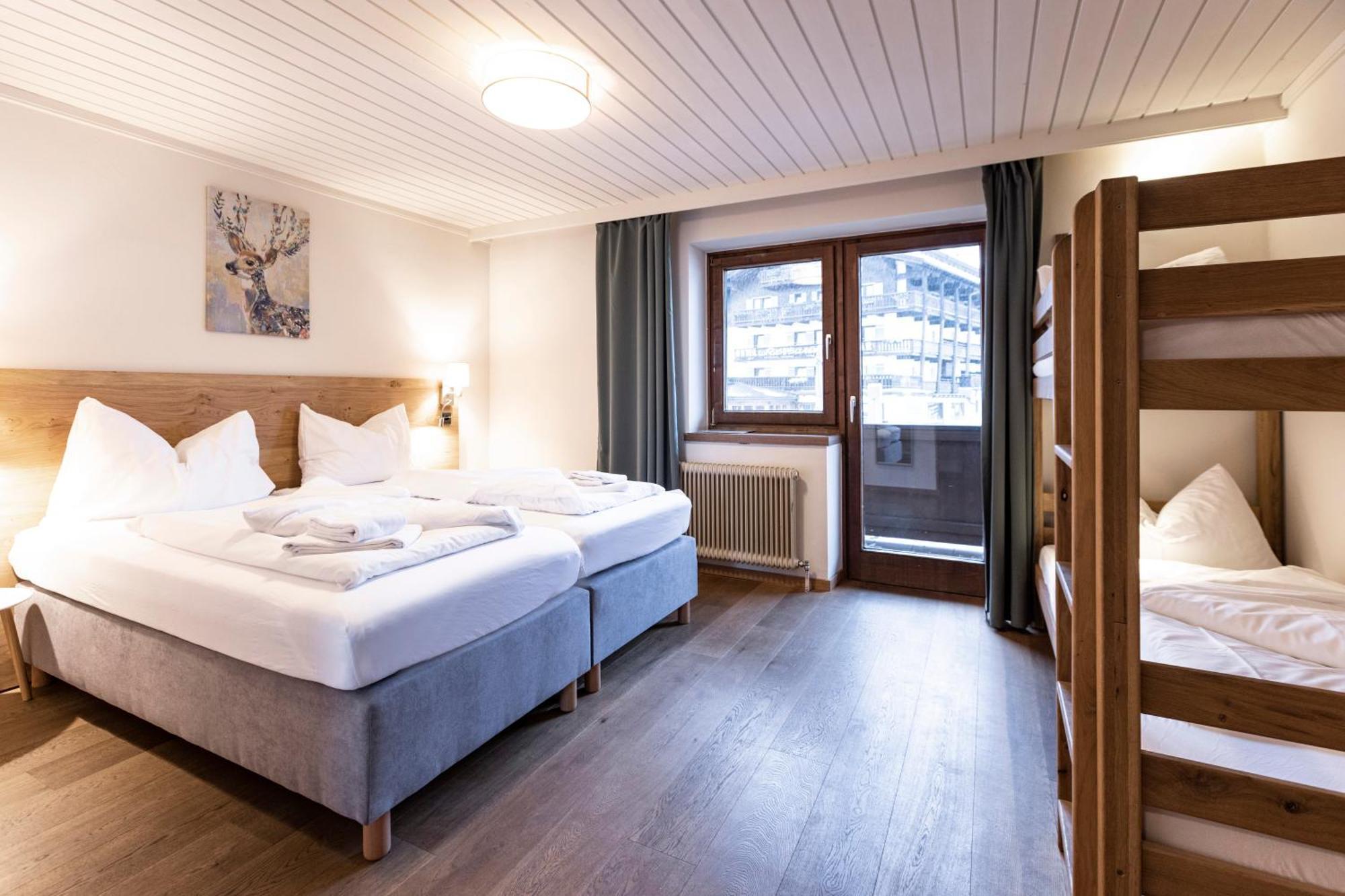 Quadruple Room Balcony,1585489250:JPEG