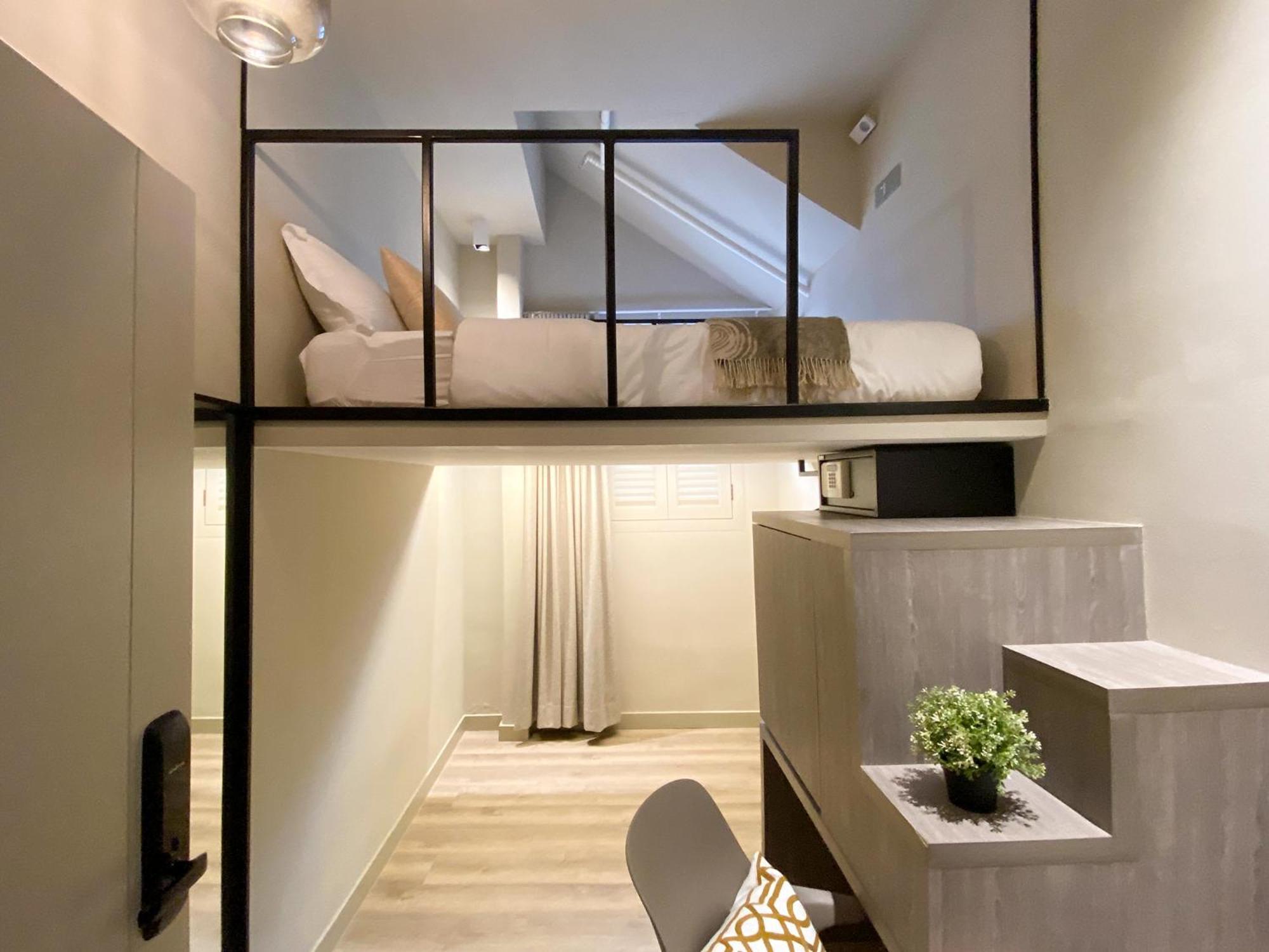 Cabin M, Shared Bathroom,1588016771:JPEG