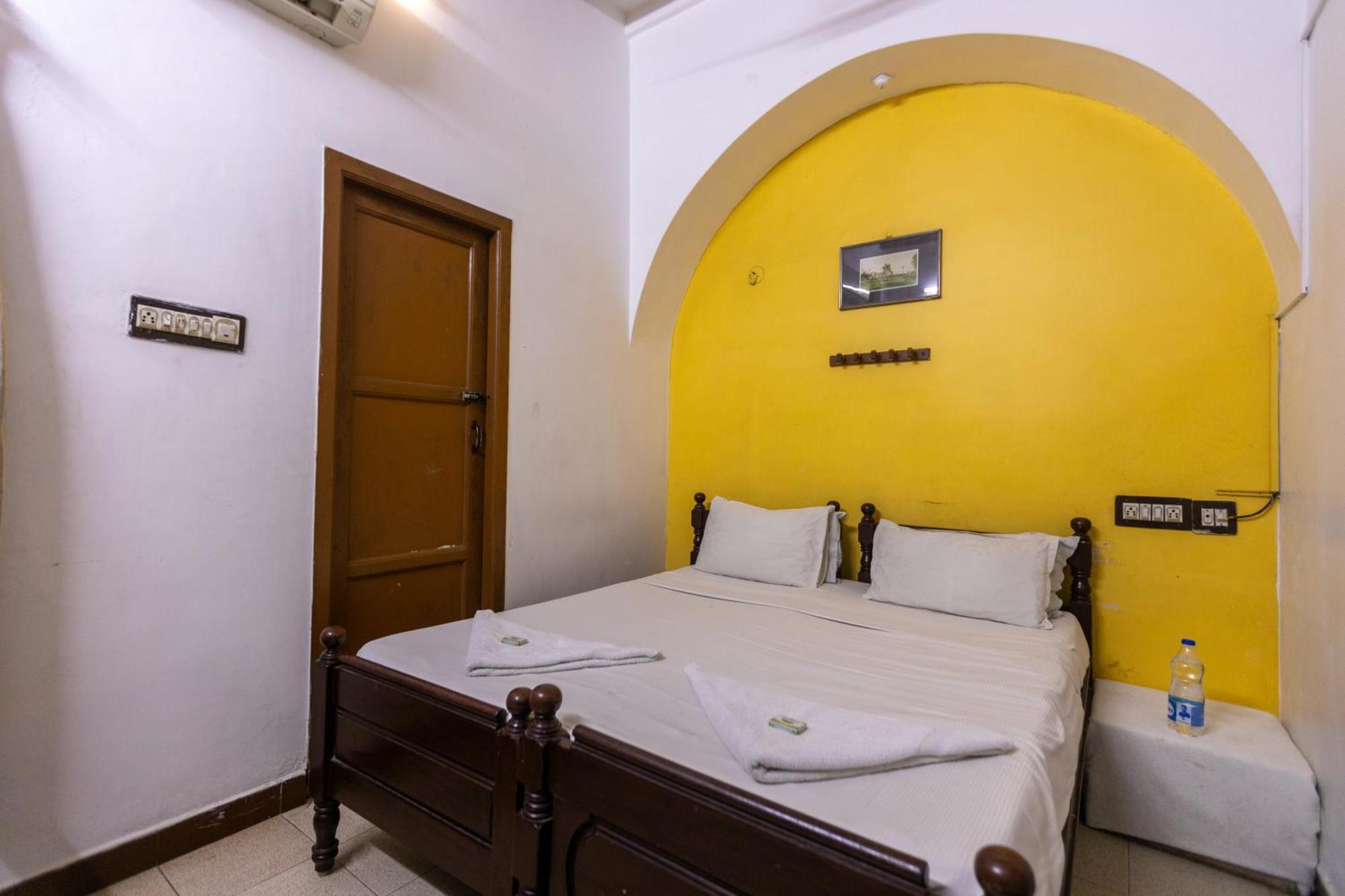 Basic Double Room