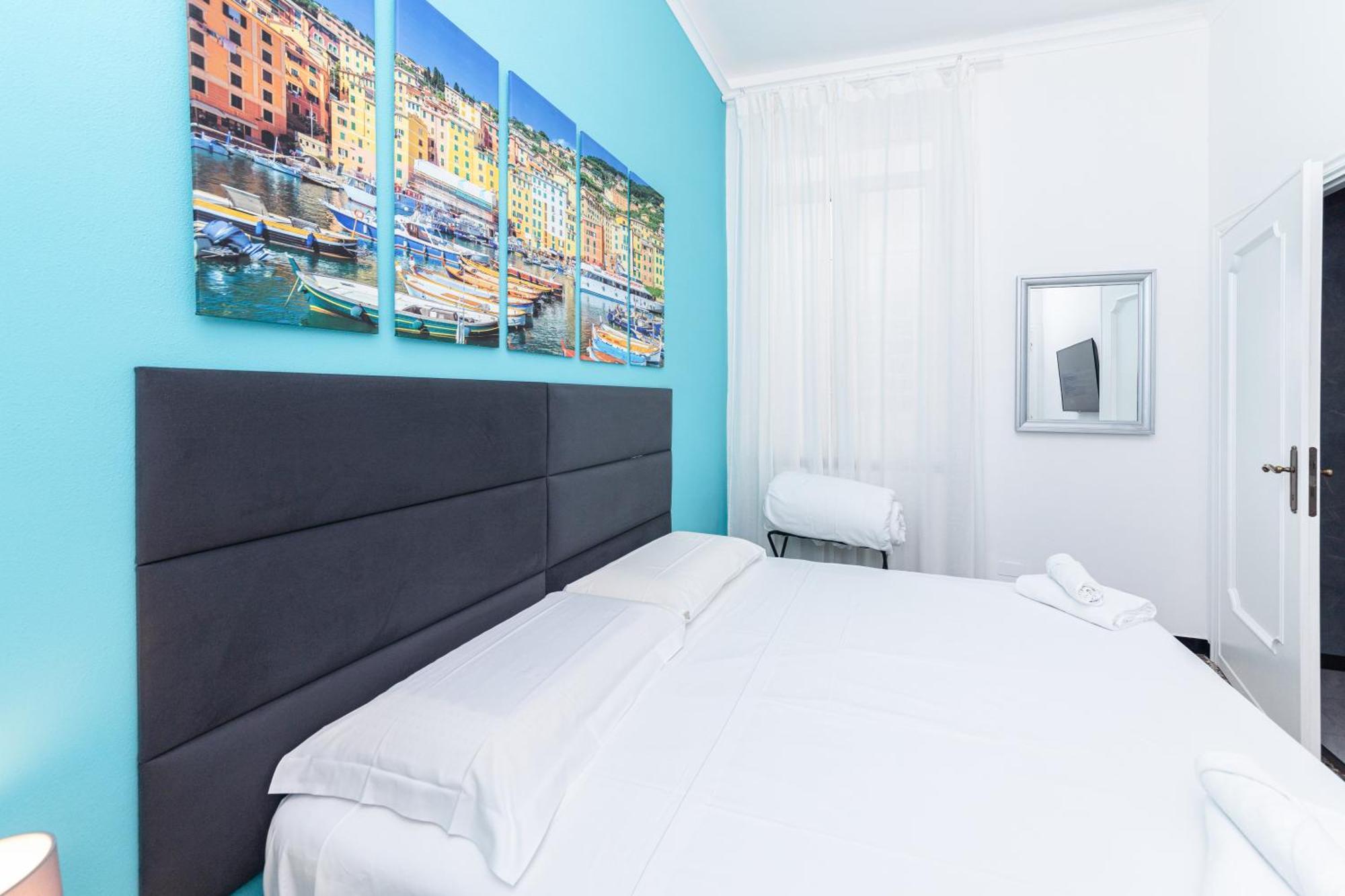 Small Double Room,1614493021:JPEG