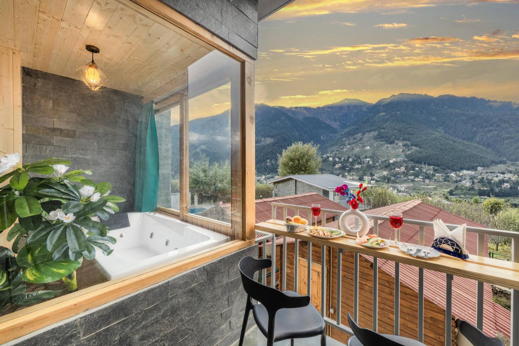 King Room with Spa Bath