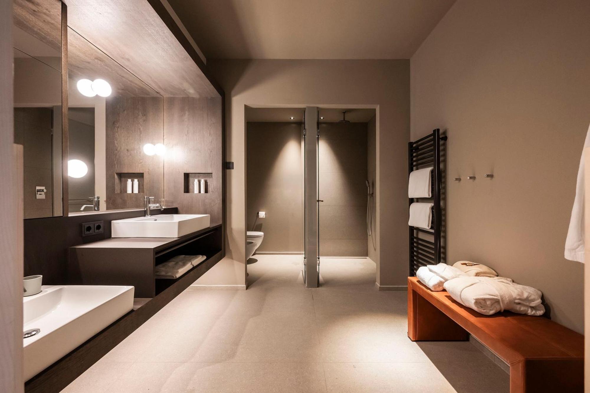 Three-Bedroom Suite,1638407426:JPEG