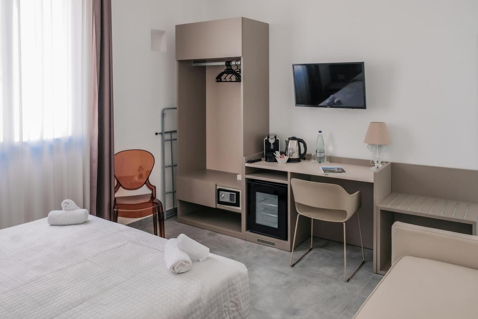 Triple Room,1638428331:JPEG