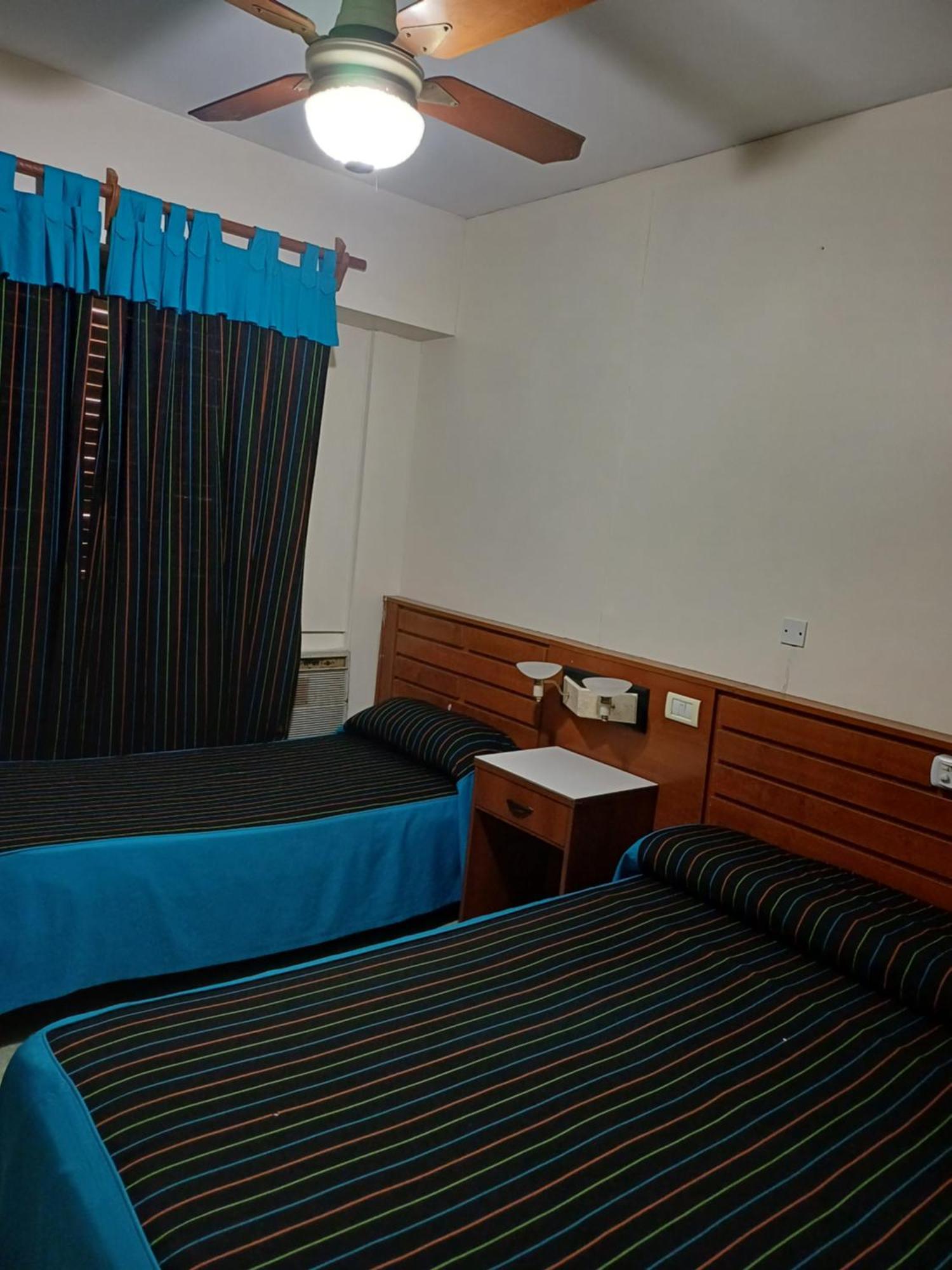 Habitación Triple con balcón