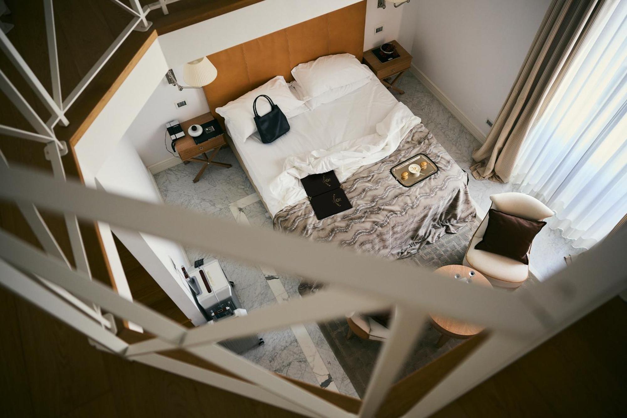 Junior Suite - Split Level