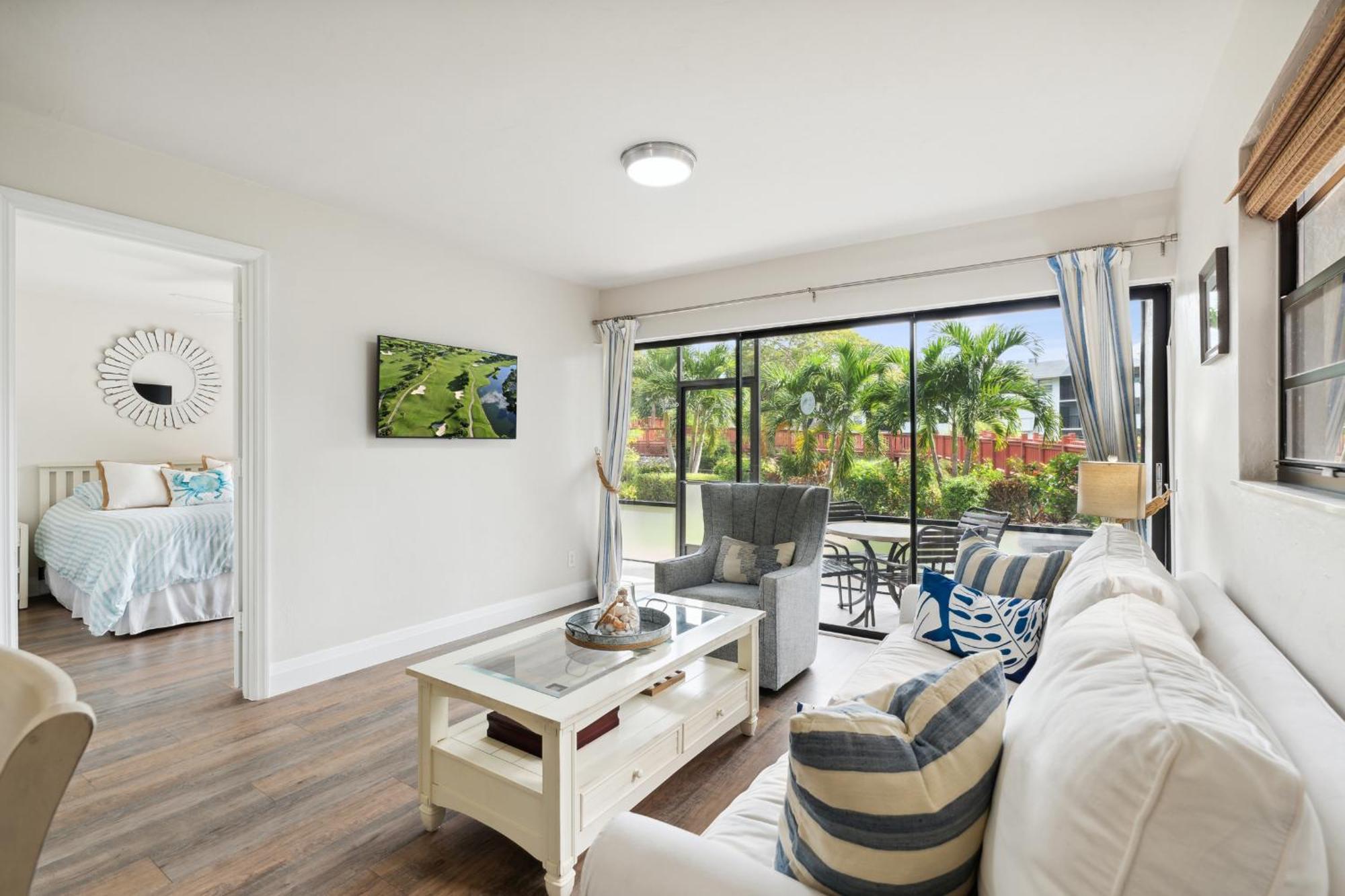 Deluxe Two-Bedroom Apartment Garden View,1648893392:JPEG