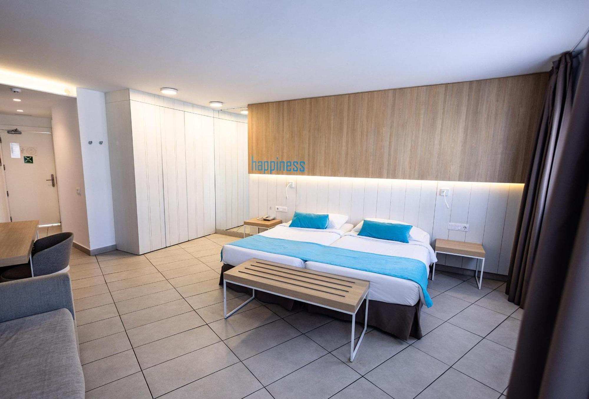 Double Room Pool View,1661111515:JPEG