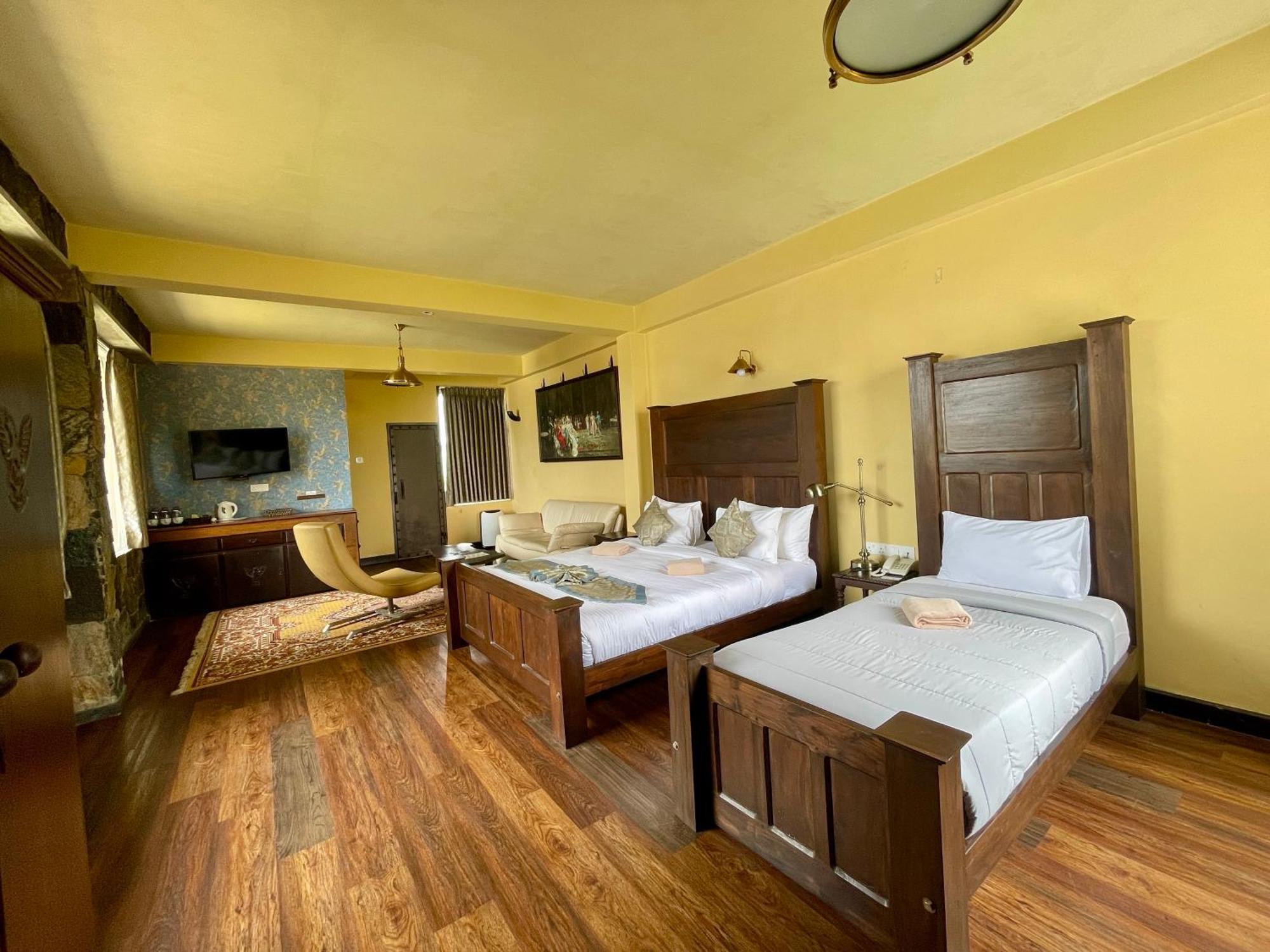 Triple Room