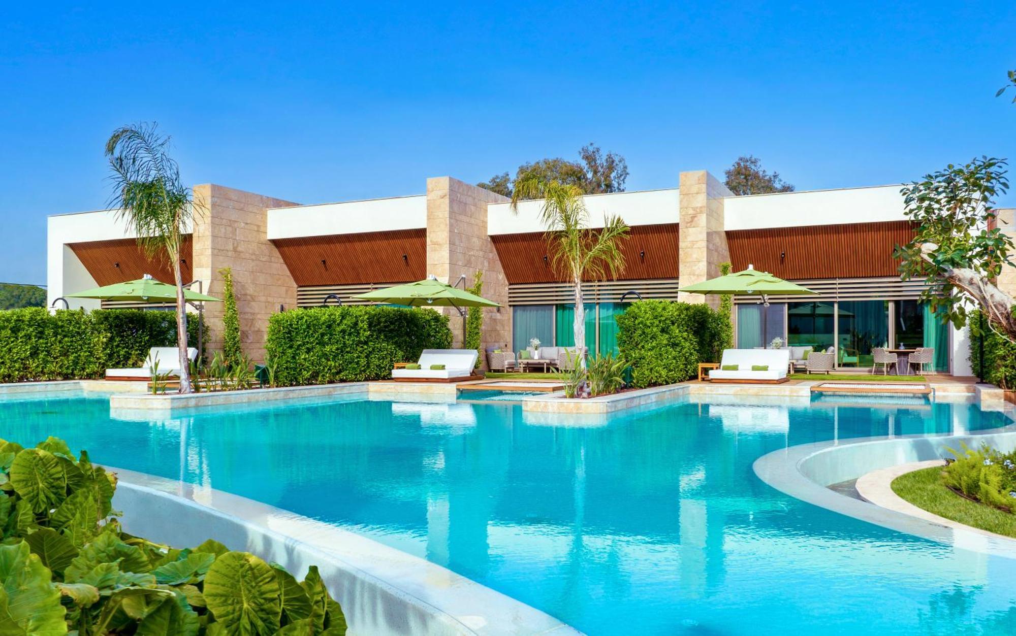 Amber Lagoon Suite
