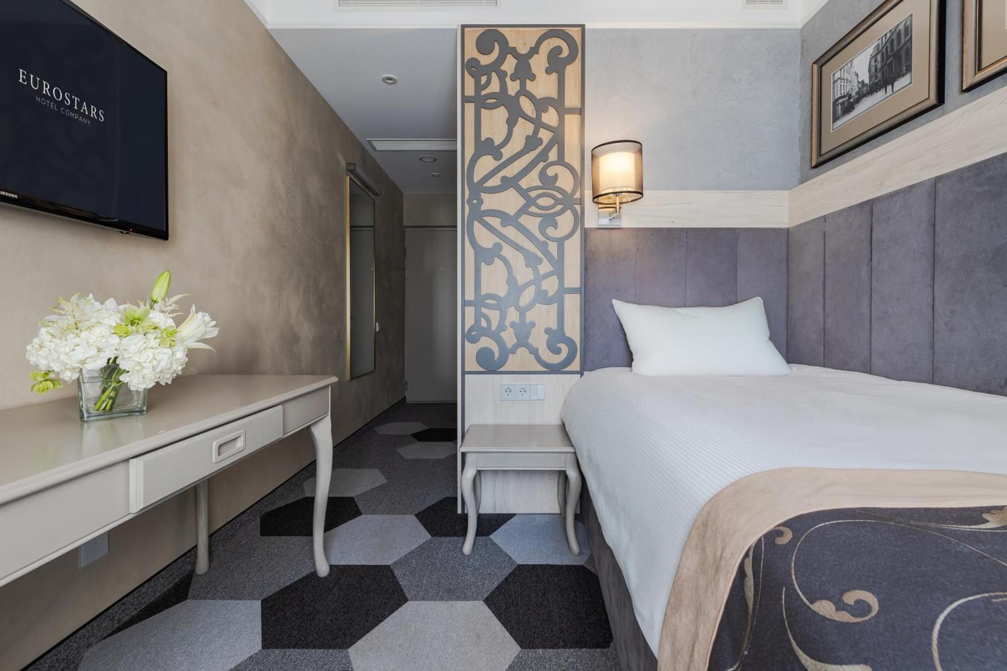 Standard Single Room,1680576809:JPEG