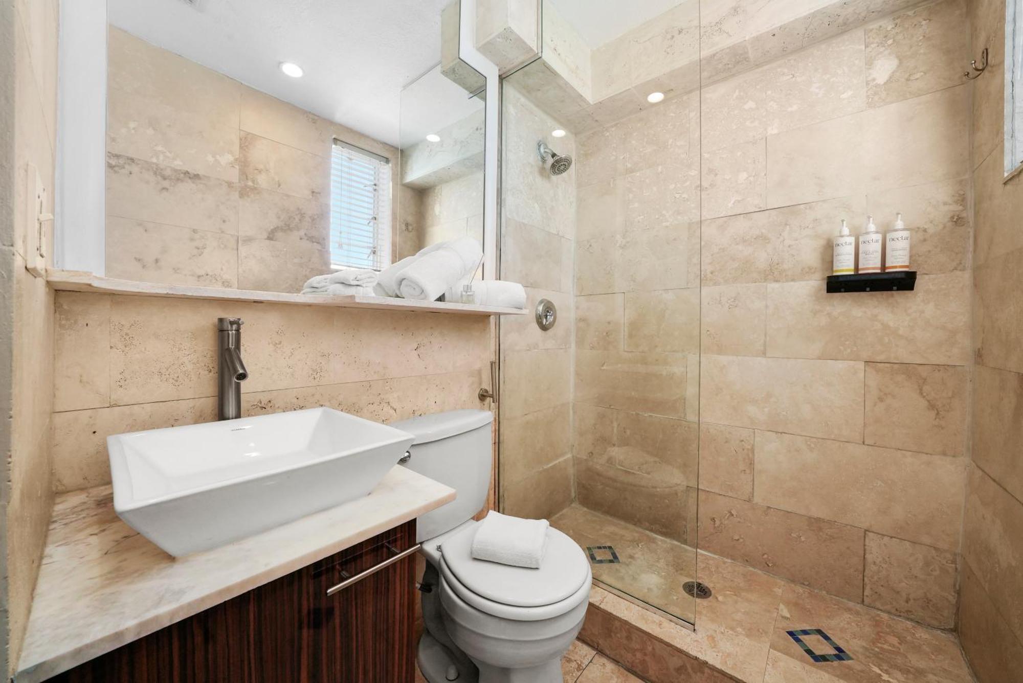 Quarto Duplo Standard
