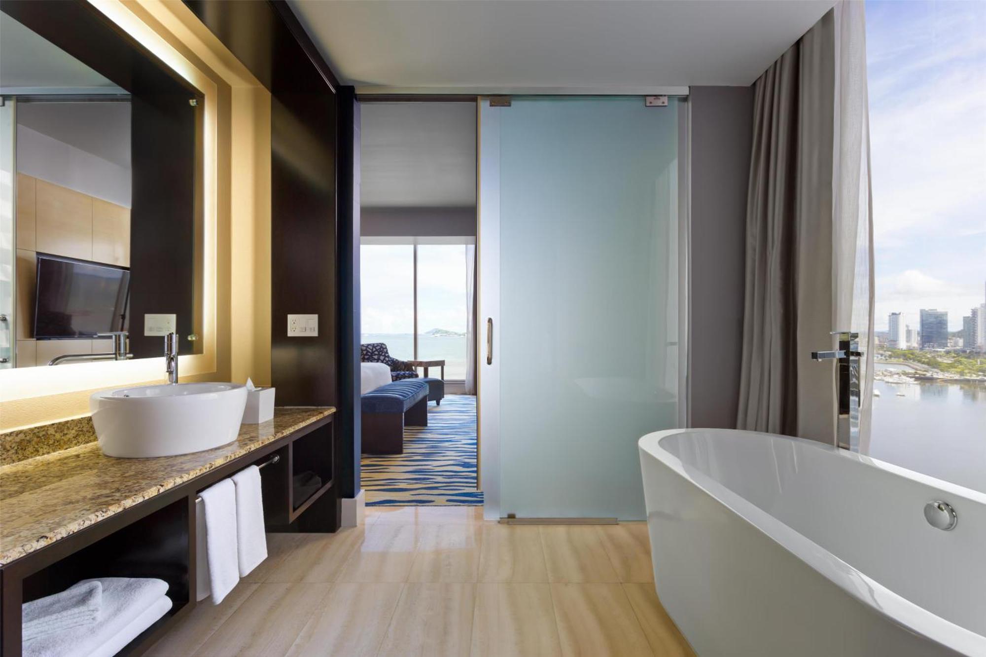 Junior King Suite with Ocean View,1695761779:JPEG