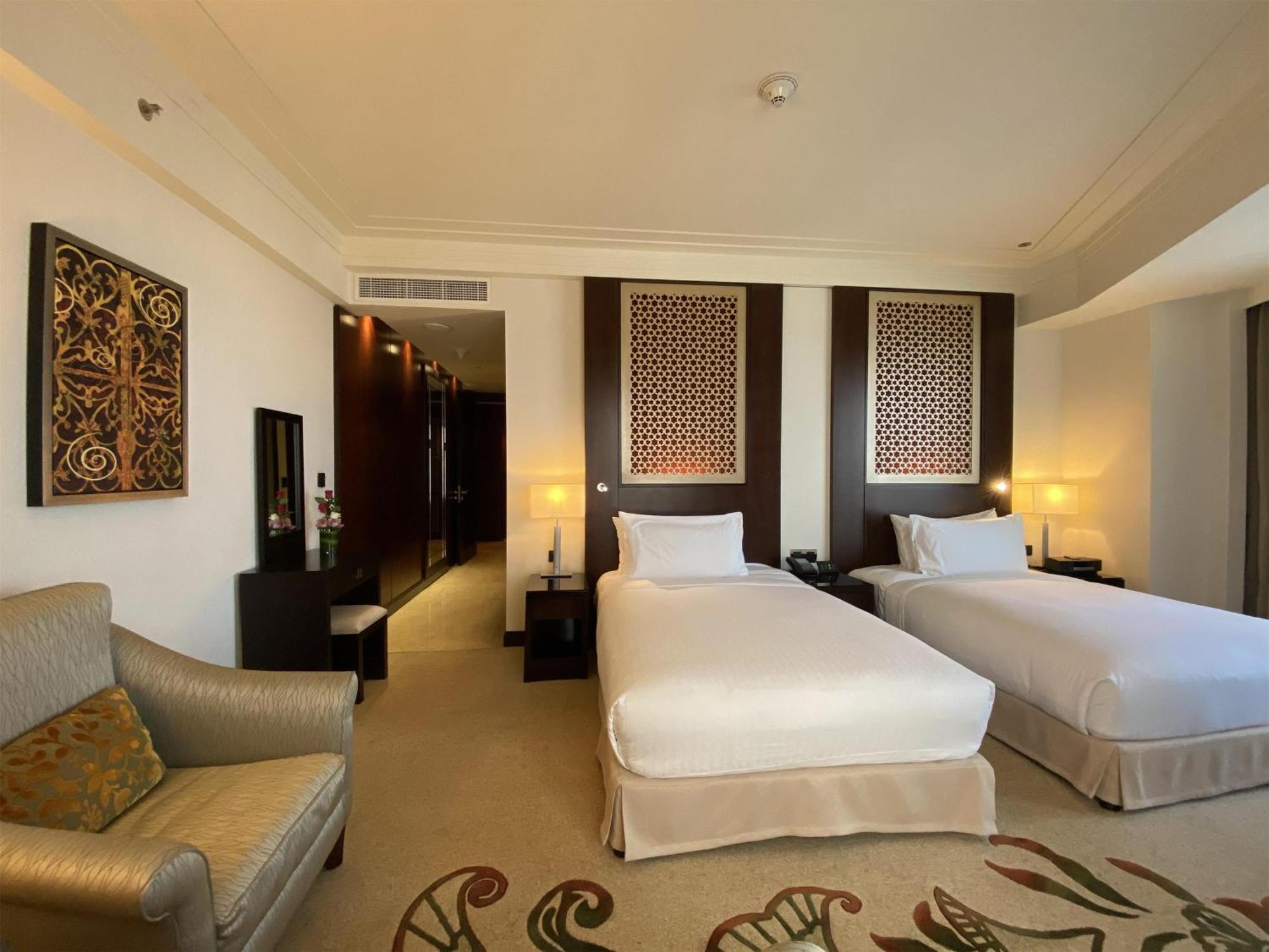 Deluxe Double Room with two Double Beds and Skyline View