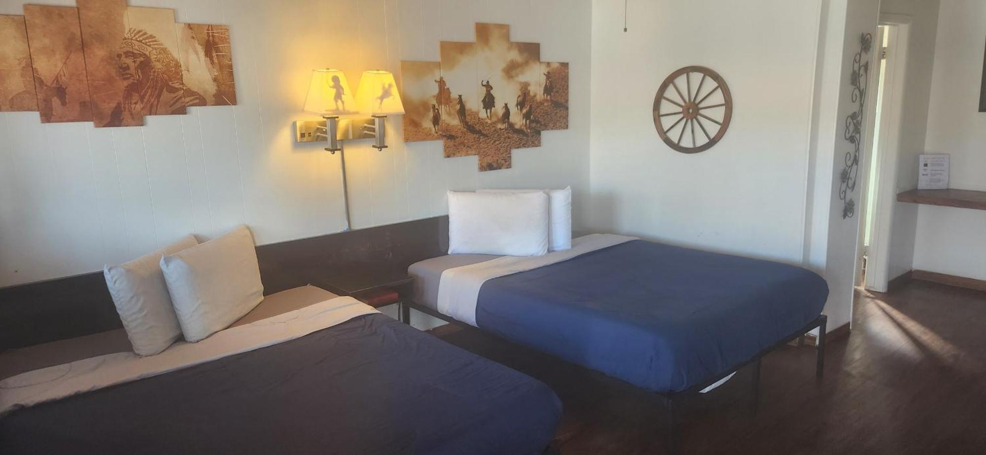 Deluxe Queen Room with Two Queen Beds,1699132189:JPEG